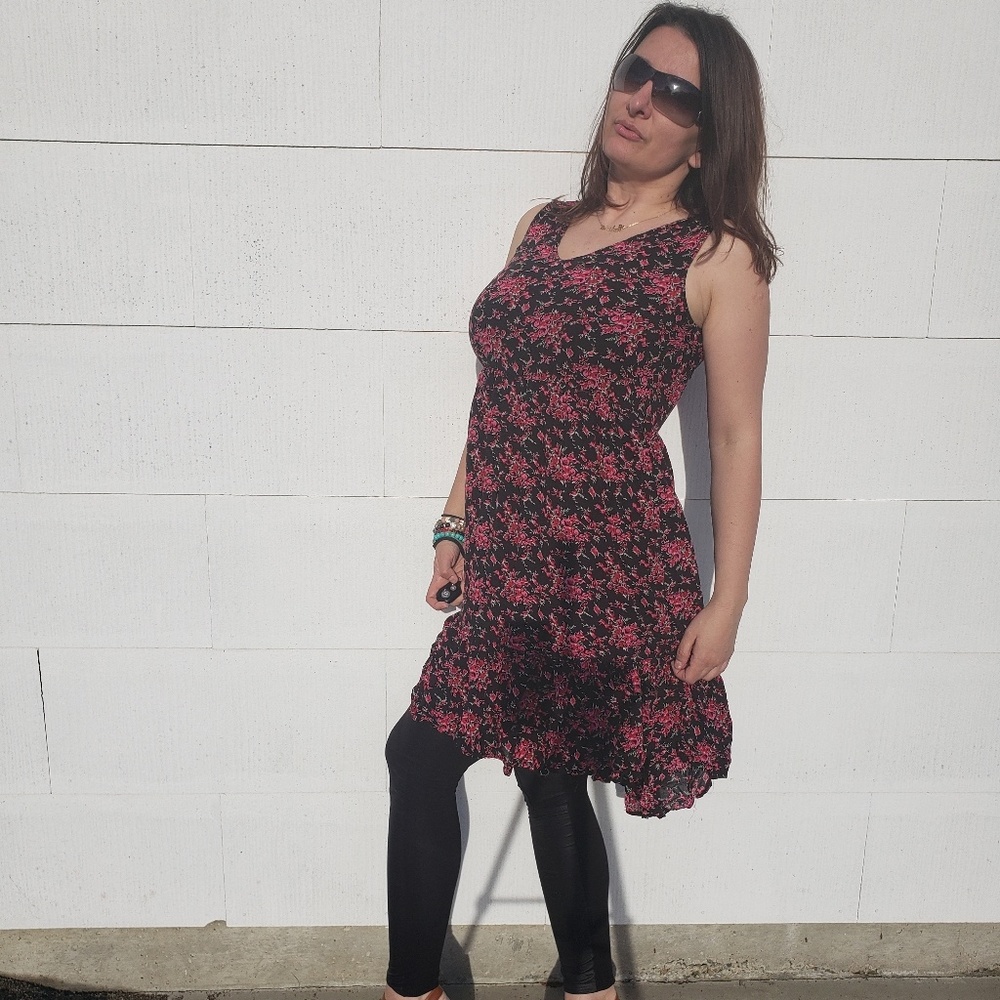 Lucca Couture flowery dress size Medium